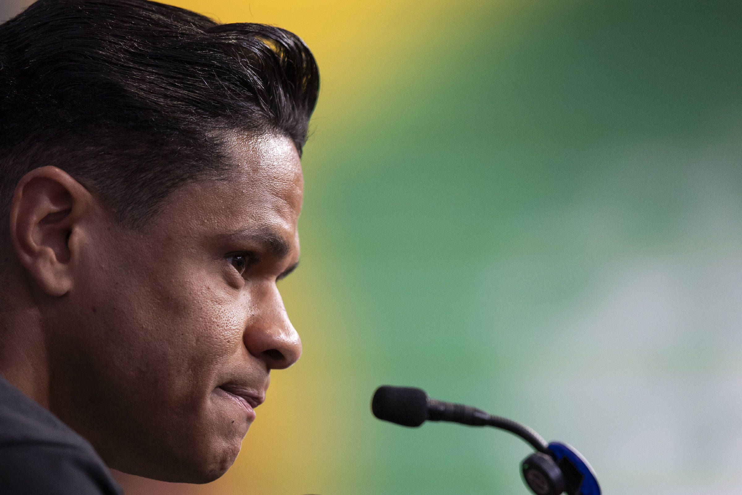 Douglas Santos diz que Brasil não pode ter 'soberba' diante do Haiti