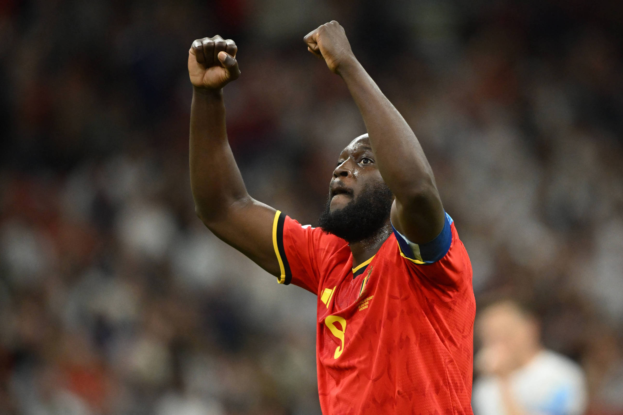 Bélgica, pior líder na fase de grupos, enfrenta Senegal, pior dos melhores terceiros, na fase de 32 da Copa