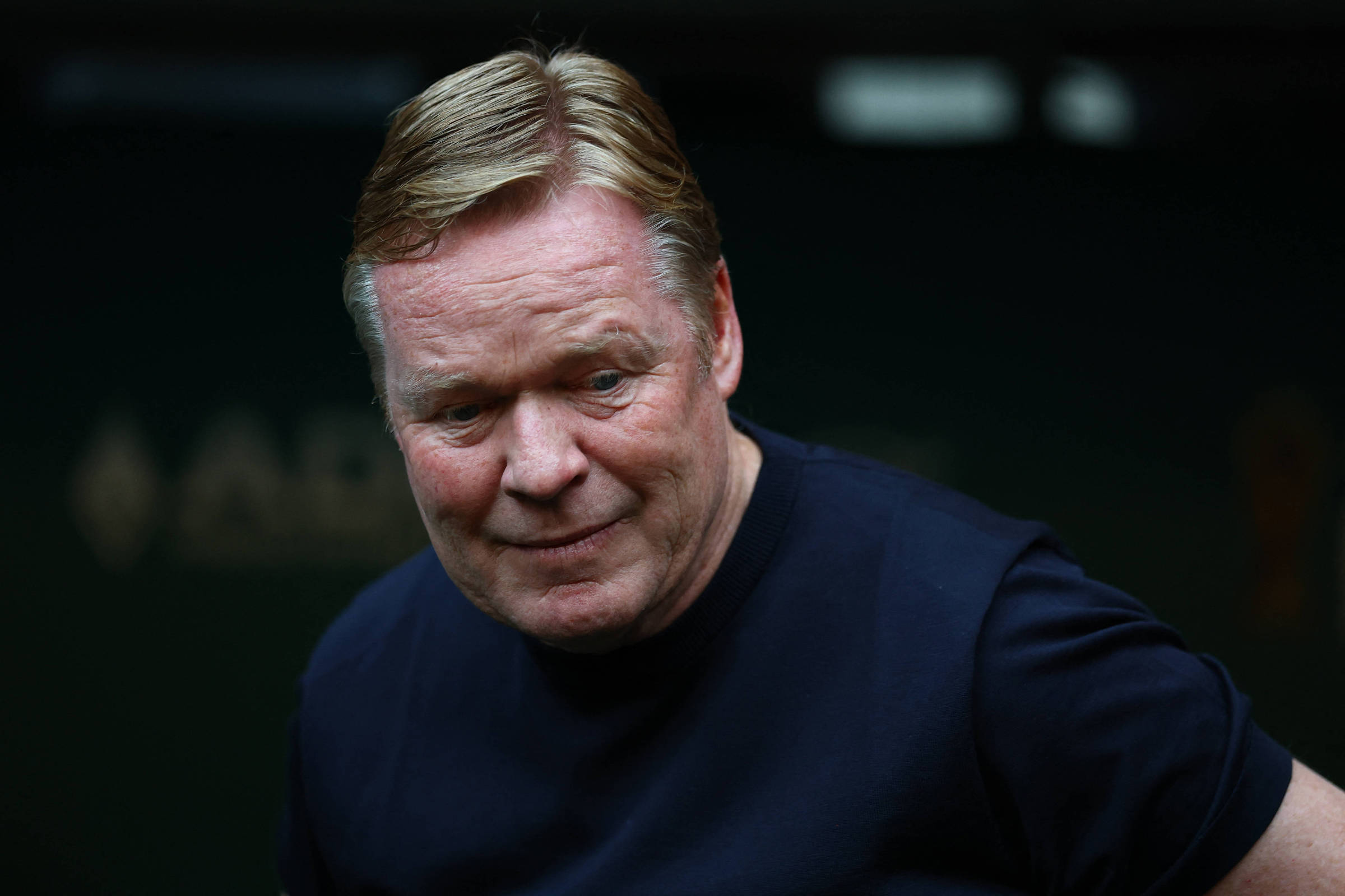 Técnico Ronald Koeman pede demissão da seleção holandesa após eliminação na Copa do Mundo