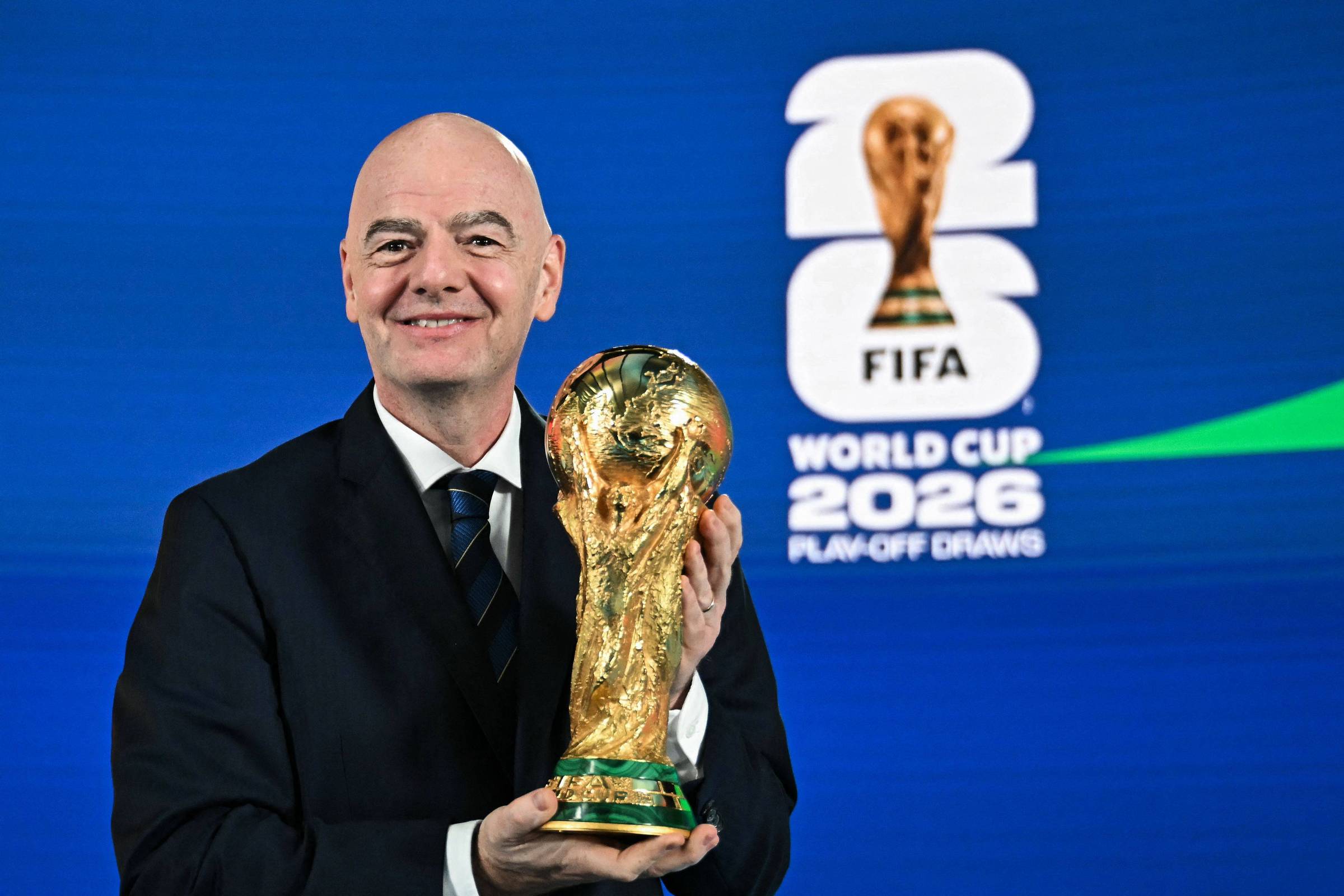 Como uma Copa do Mundo com 64 seleções poderia transformar a economia do futebol