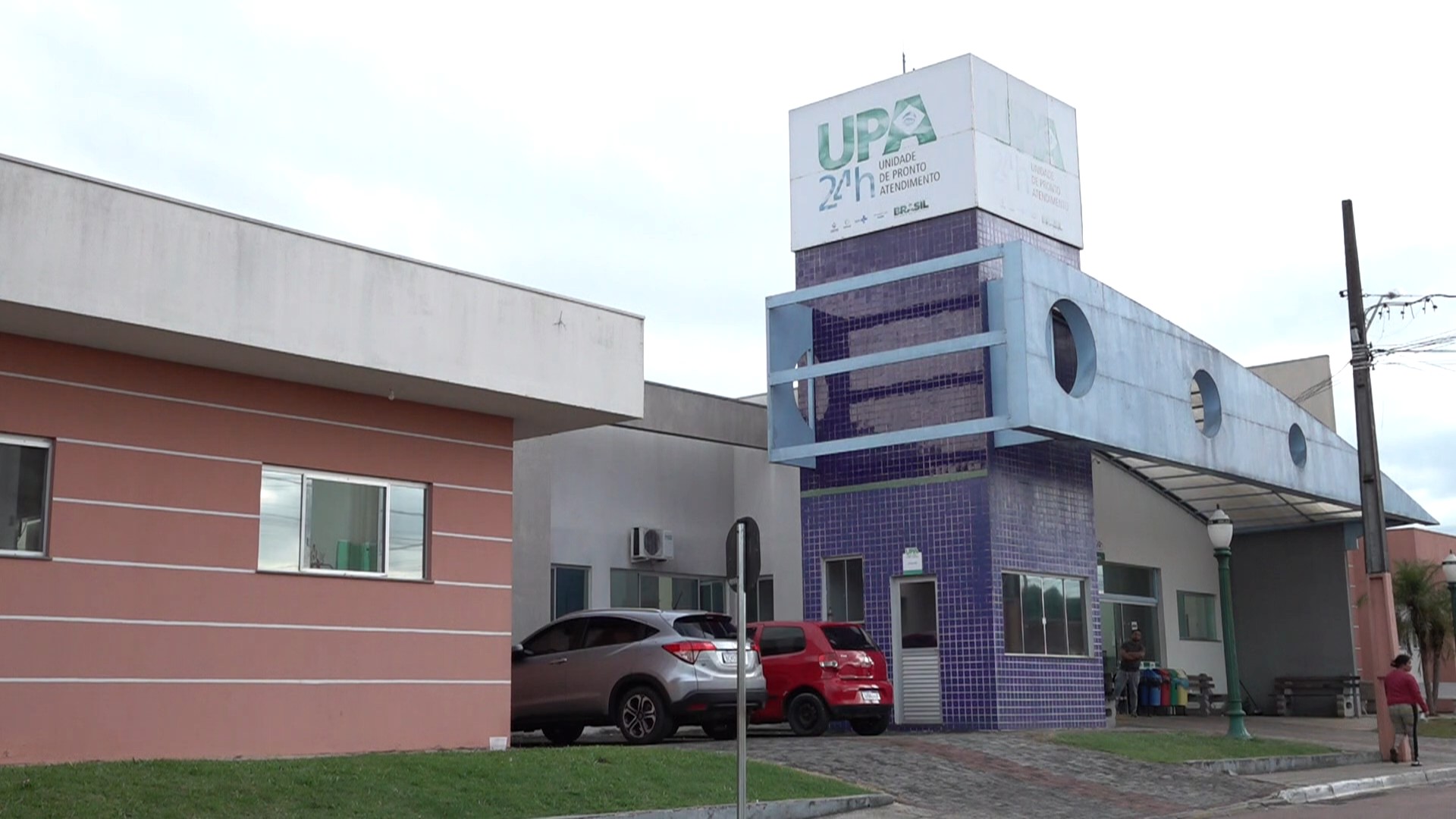 PM do Paraná que matou cão comunitário a tiros não foi preso porque havia 'risco iminente de ataque', diz delegado