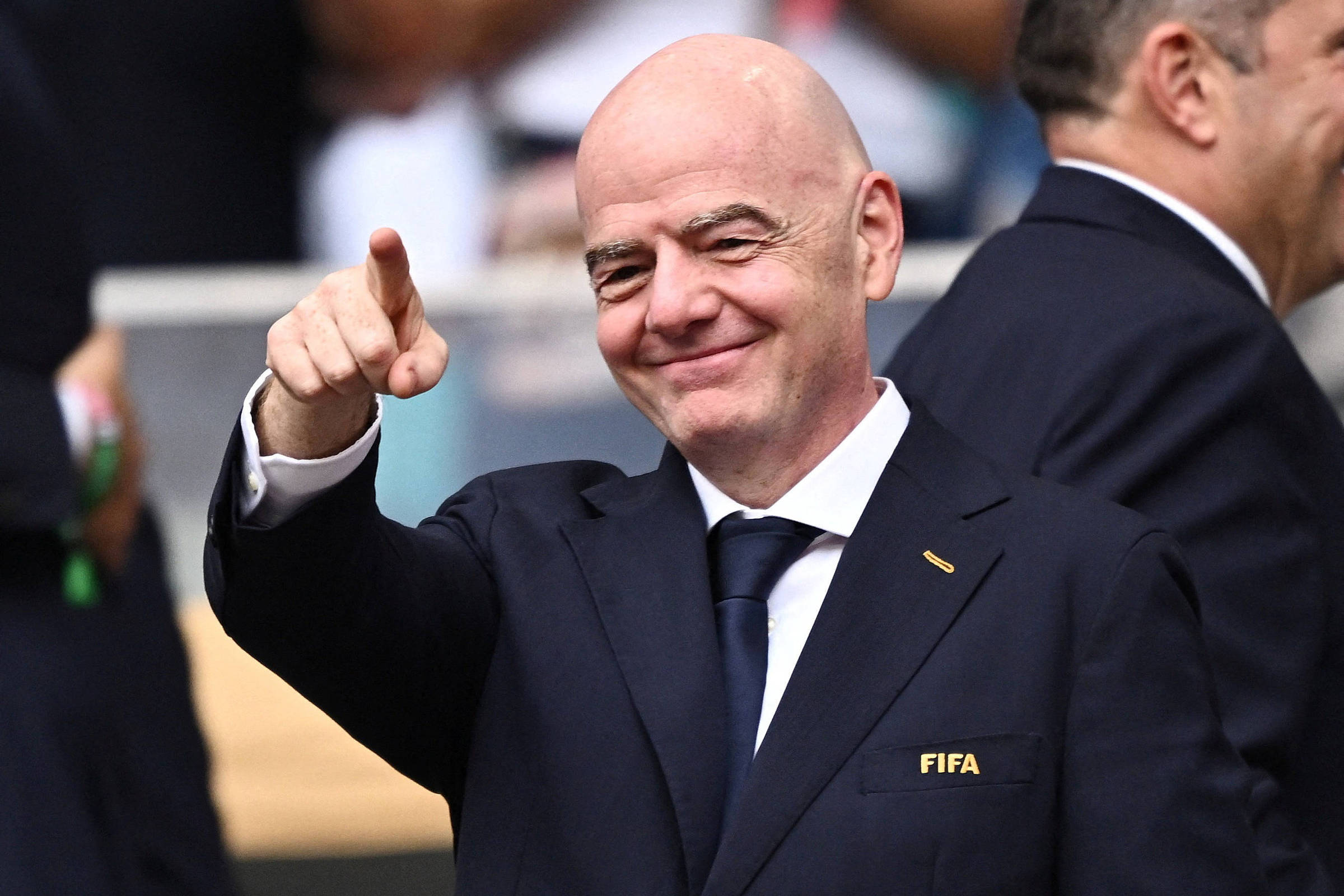 Uefa aprova por unanimidade boicote à Copa do Mundo devido a planos da Fifa de vender participação