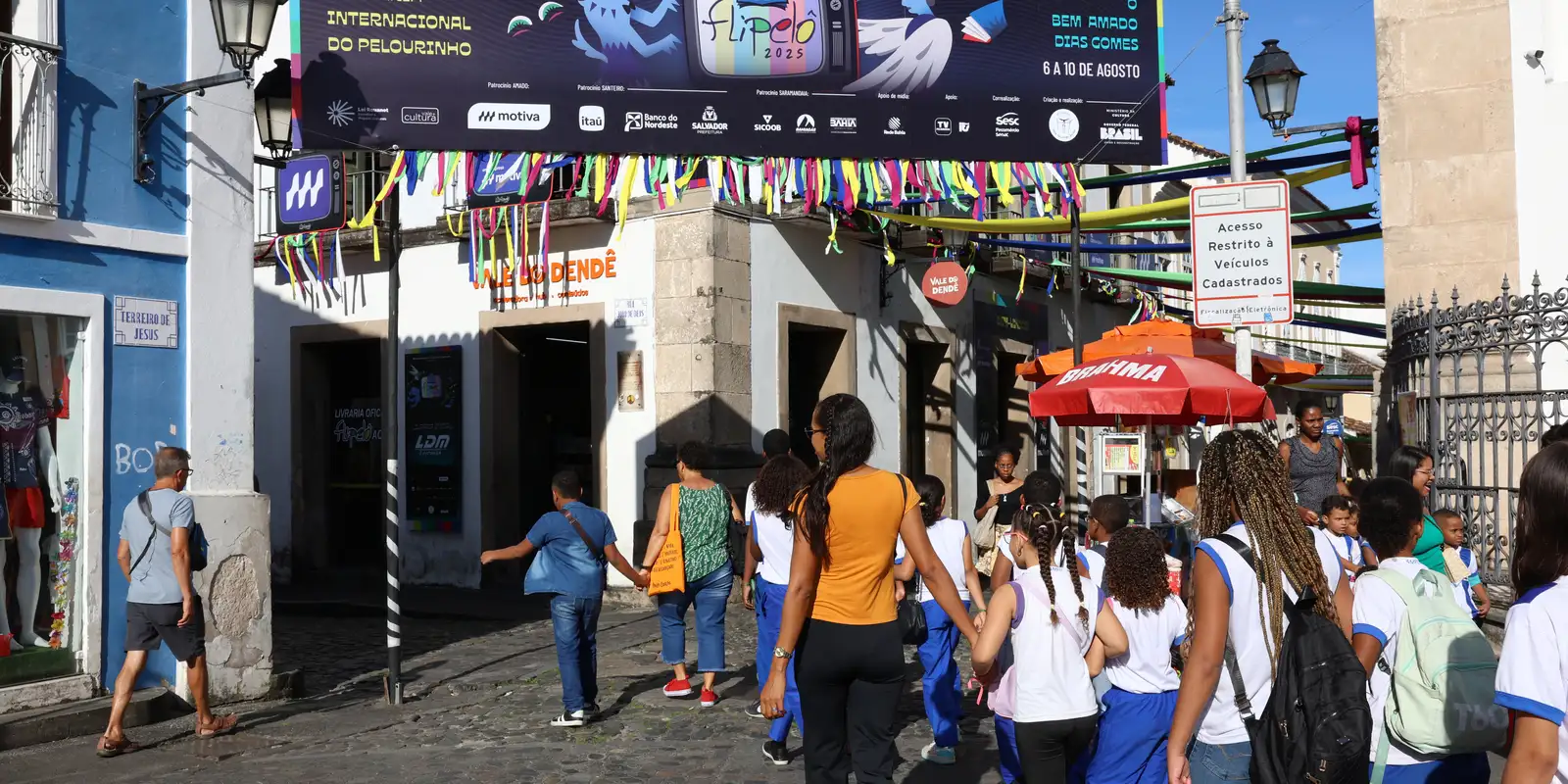 10ª Festa Literária Internacional do Pelourinho começa quarta-feira
