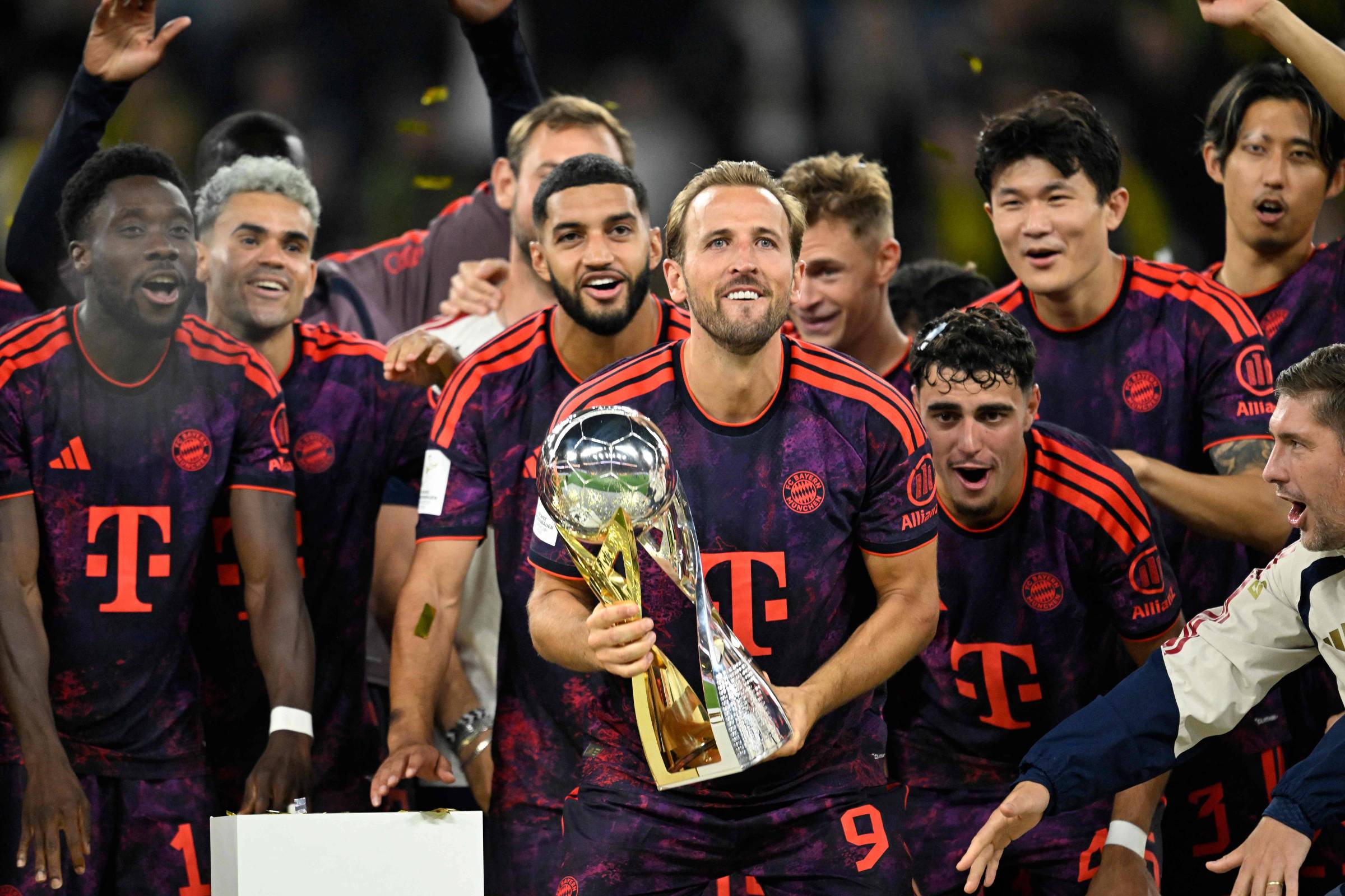 Bayern supera Dortmund por 2 a 1 e conquista a Supercopa da Alemanha