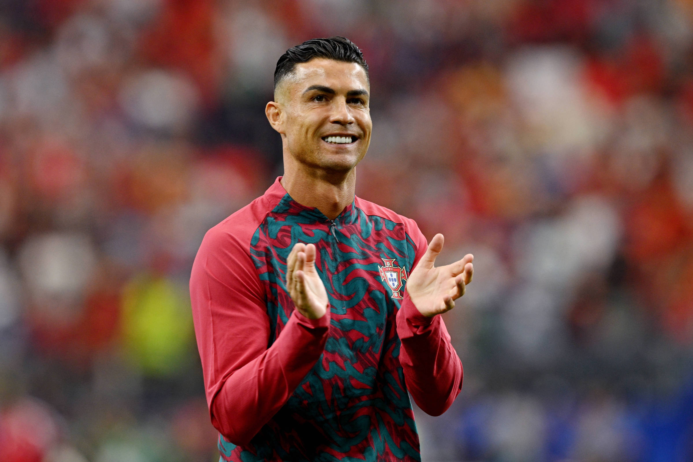 Cristiano Ronaldo evita falar em aposentadoria e mira mil gols