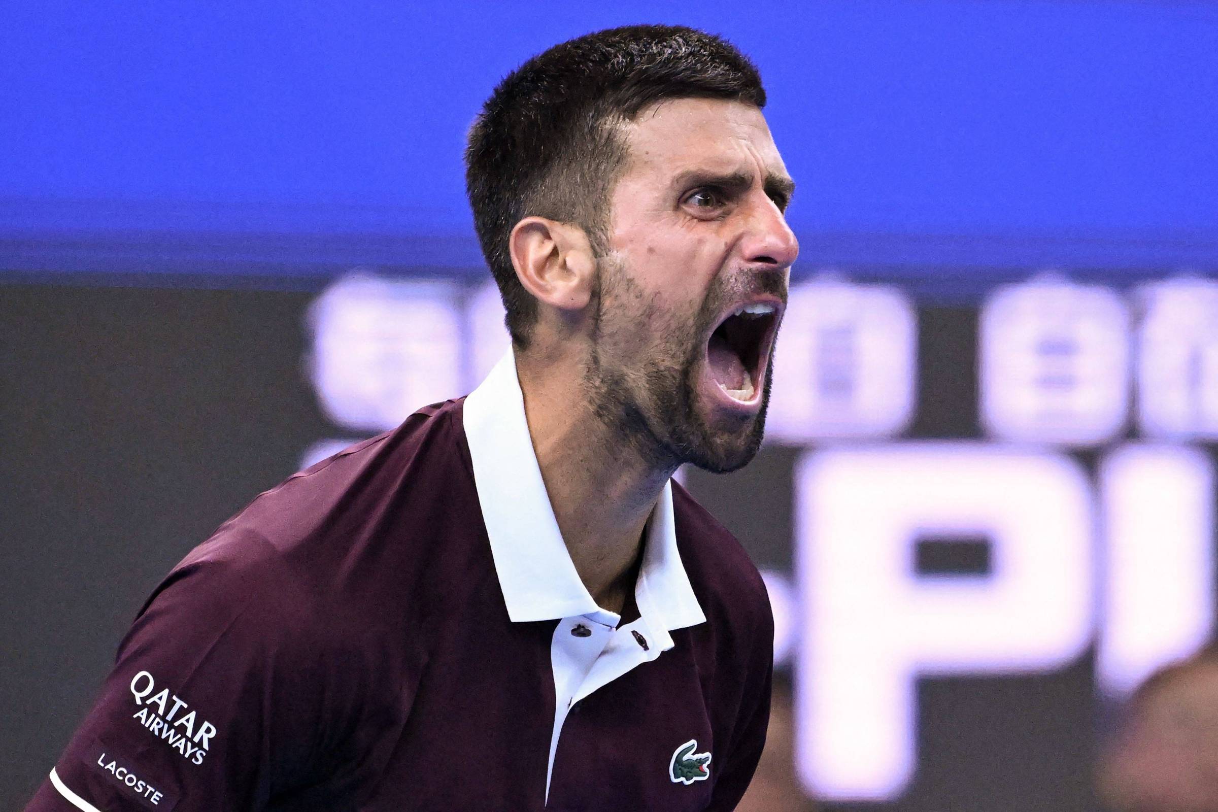 Djokovic volta a vencer, mantém invencibilidade na China, e admite cansaço