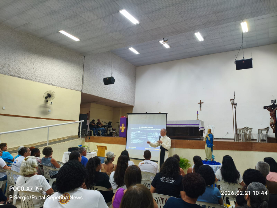 Formação de Liturgia reúne fiéis no Santuário de Nossa Senhora da Conceição, em Santa Cruz