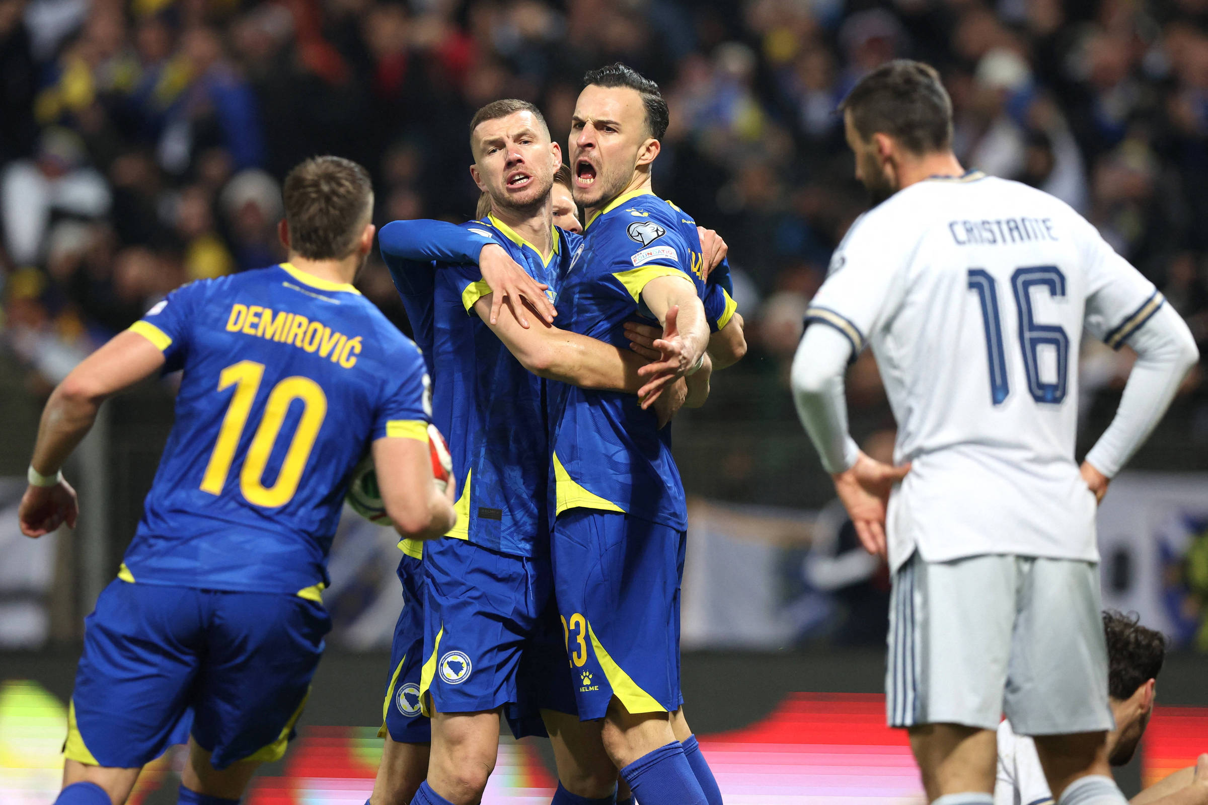 Superada pela Bósnia, Itália fica fora da Copa do Mundo pela terceira vez seguida