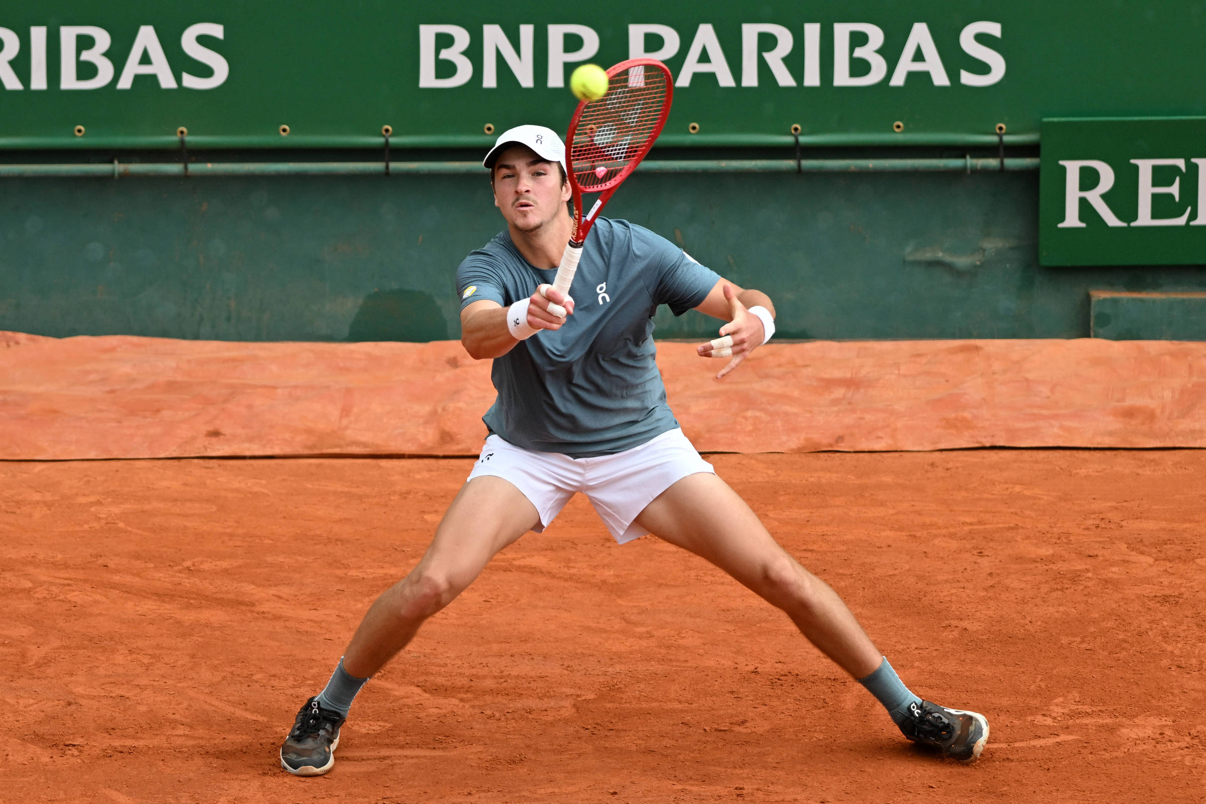 João Fonseca despacha italiano Berrettini e avança às quartas de final do Masters de Monte Carlo