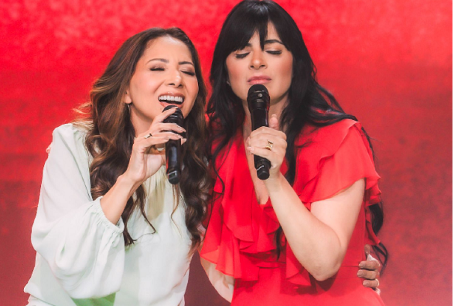 Jozyanne convida Fernanda Brum no louvor “Yahweh”