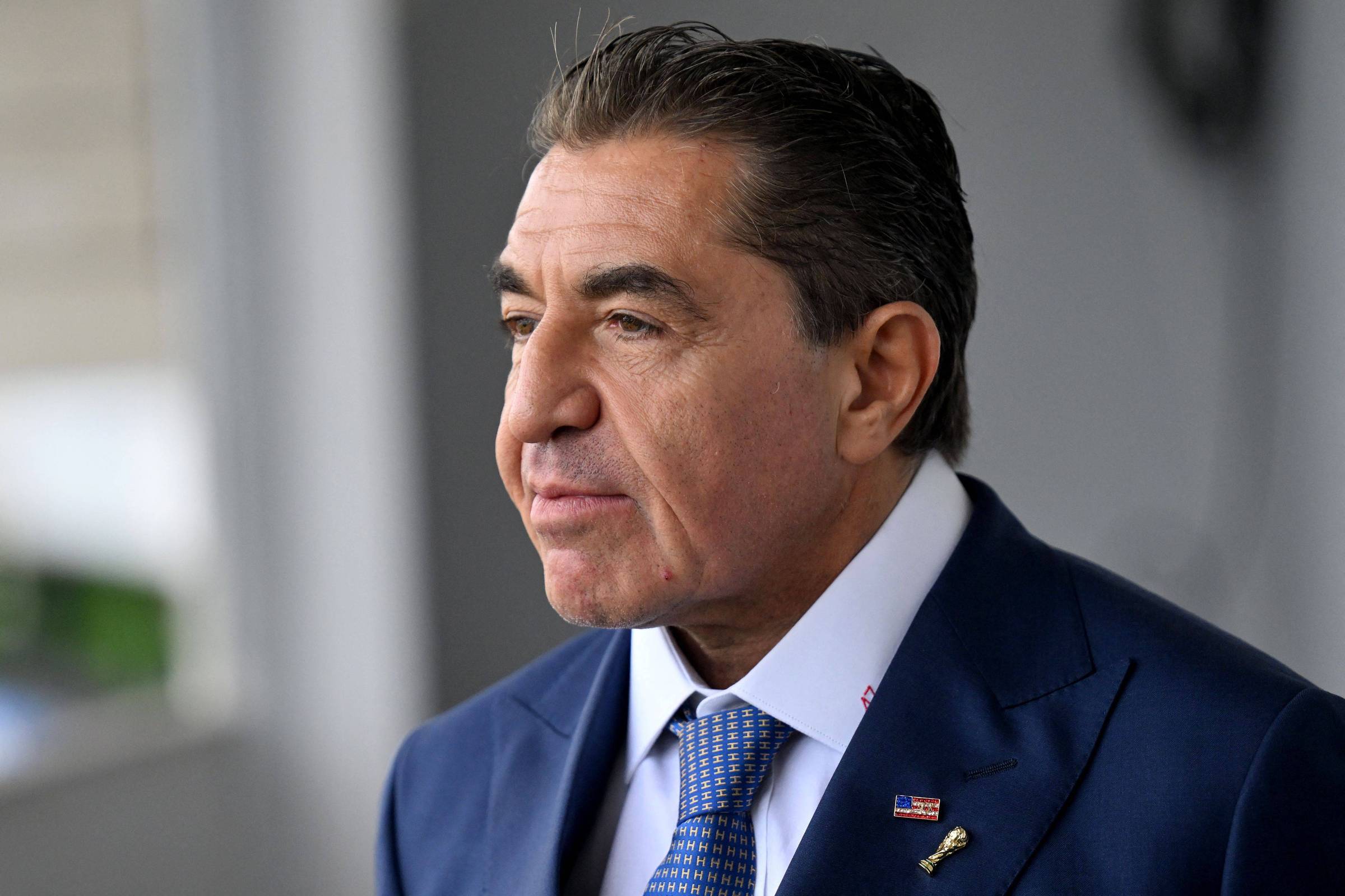 Enviado de Trump que pediu substituição de Irã por Itália na Copa é ex de brasileira deportada por ICE