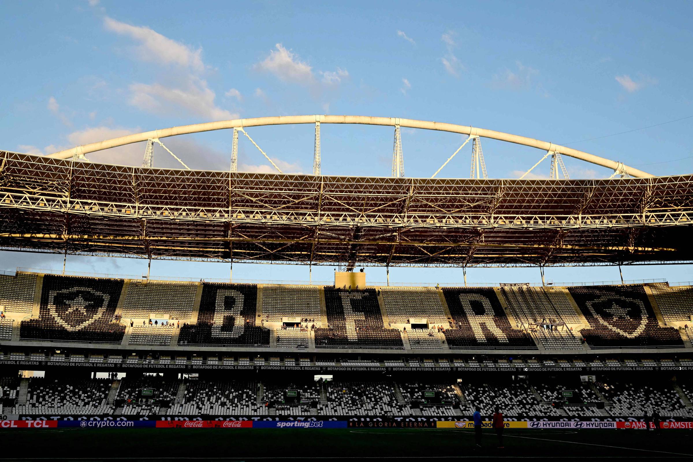 SAF do Botafogo entra com pedido de recuperação judicial por dívida de R$ 2,5 bilhões