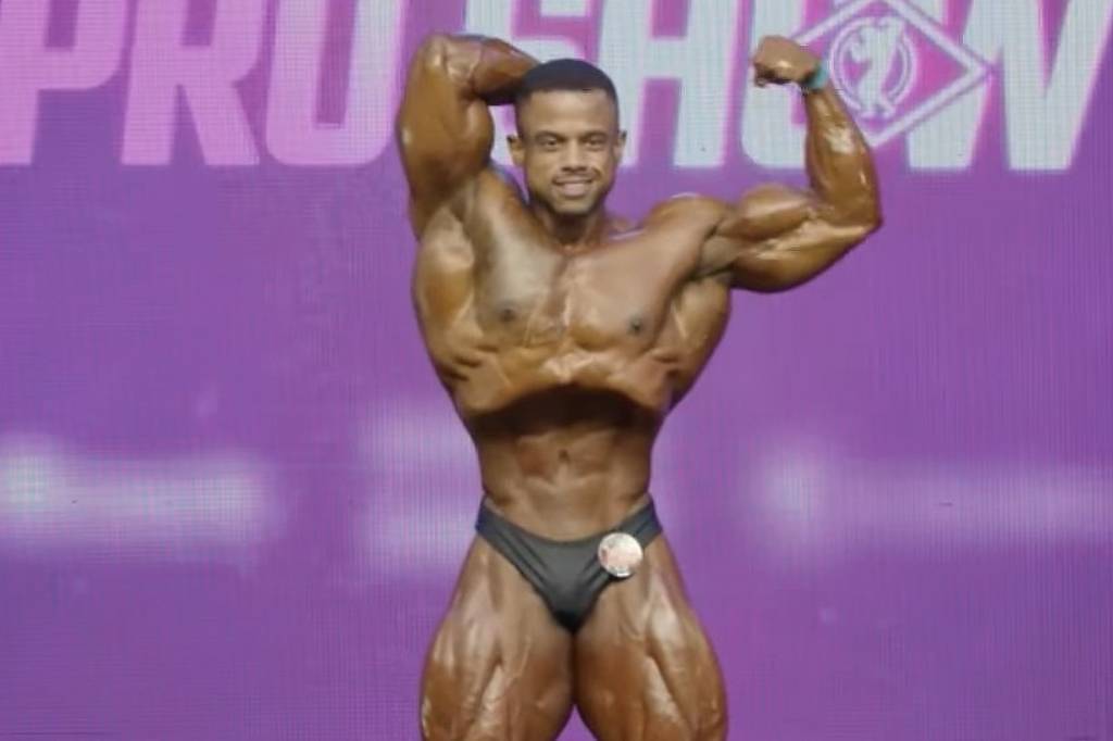 Livinho vence o Arnold Classic Brasil 2026 na Classic Physique