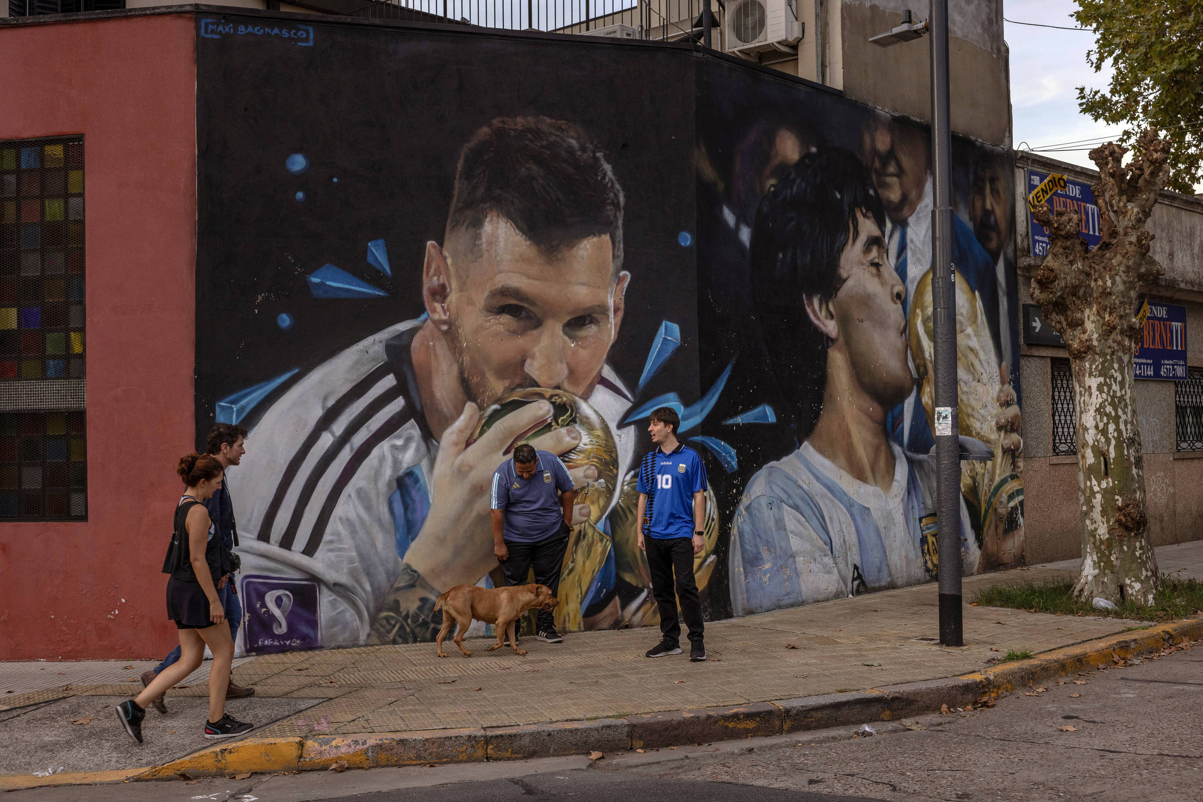 Argentinos se endividam para acompanhar última Copa de Messi