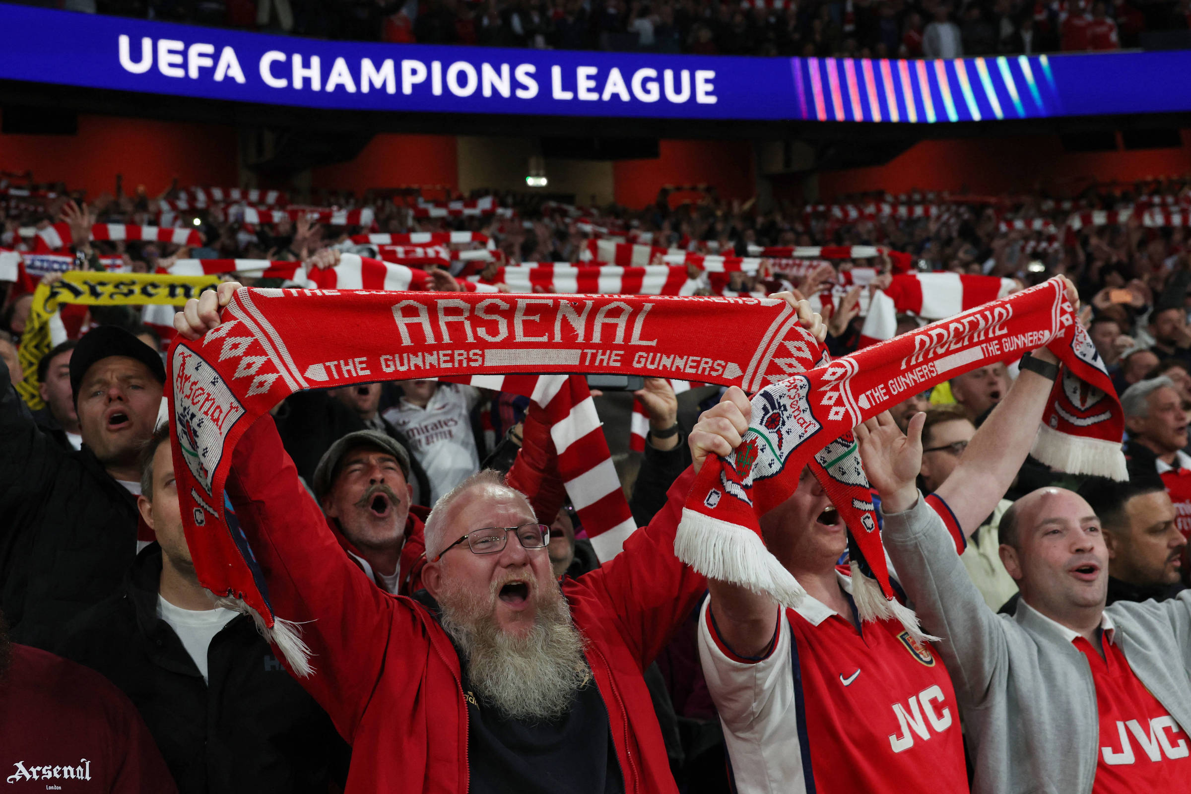 Continuidade pode dar ao Arsenal a temporada dos sonhos