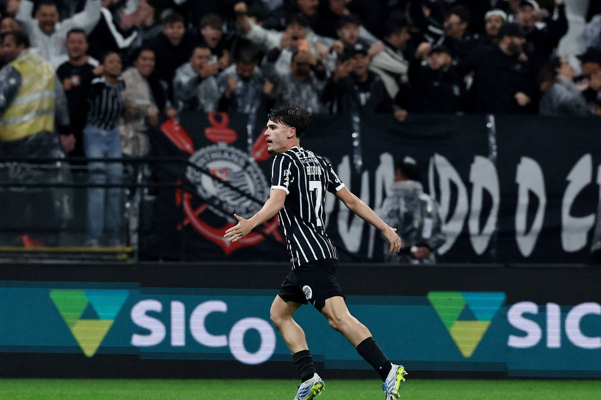 Em jogo animado, Corinthians faz 3 a 2 sobre o São Paulo em Itaquera