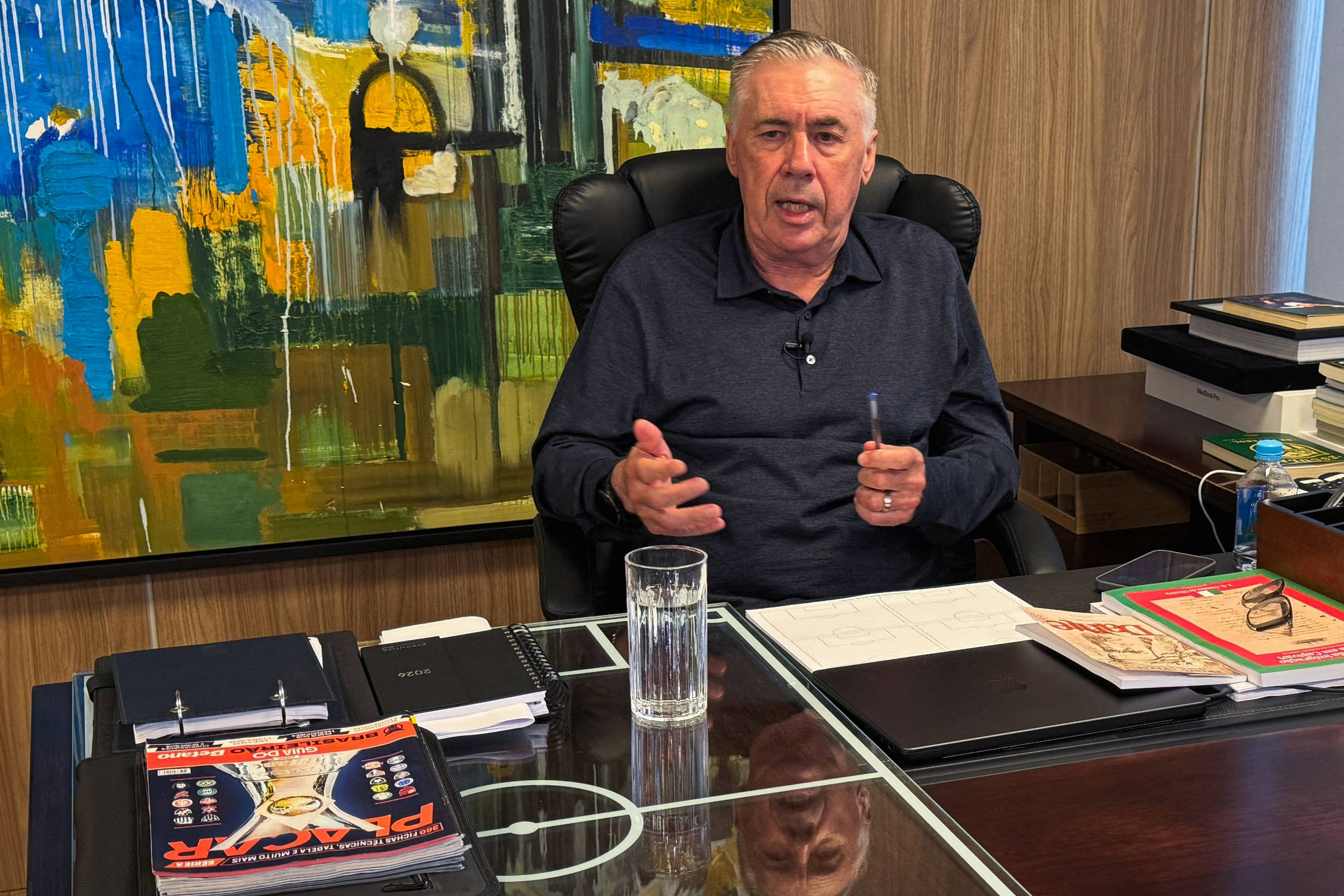 Ancelotti elogia Neymar e diz que convocação será baseada em condição física e desempenho