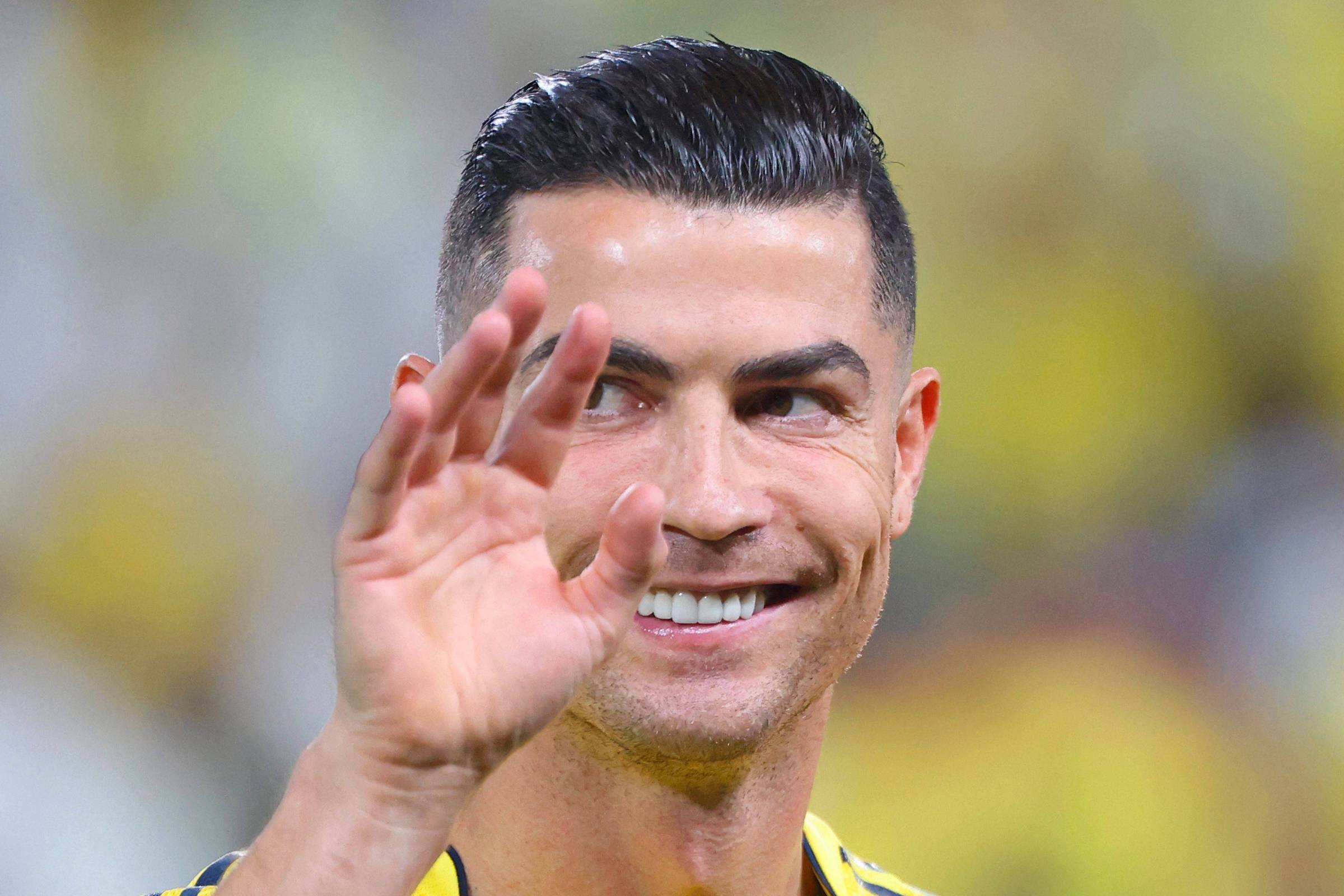 Cristiano Ronaldo vira sócio de controladora da CazéTV em operação fora do Brasil