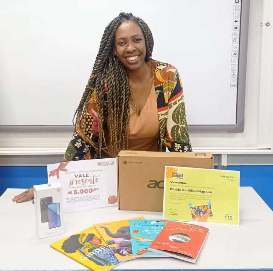 Professora da Baixada Fluminense será homenageada com Diploma Abdias Nascimento por atuação em educação antirracista